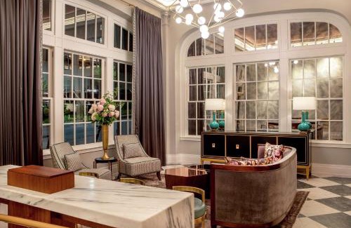 Central Business District Hotel | The Virginian Lynchburg, Curio Collection By Hilton