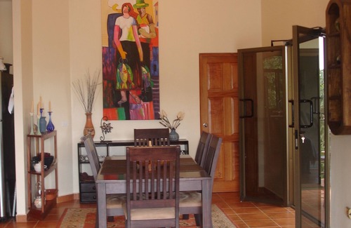 Jaramillo Apartment | The Vista Apartment with magnificent views
