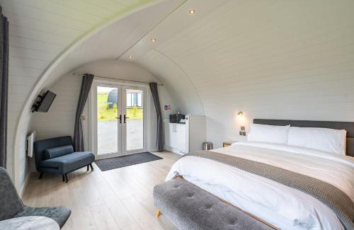 Bathgate Other | The Vu Snugs