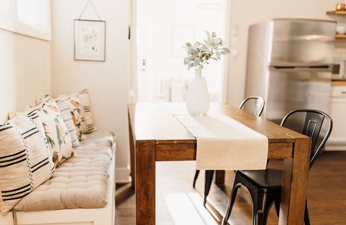 Lexington Apartment | The Walton House #1, A beautifully furnished cottage in the heart of Lexington