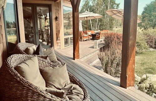 Bigfork House | The "Wandering Coyote" riverfront home located on the Swan River in Bigfork, MT.
