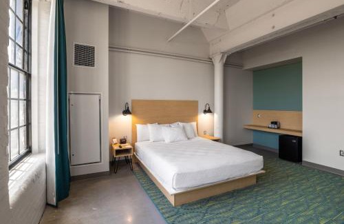 Hamilton Hotel | The Warehouse Hotel at Champion Mill
