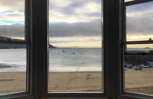 Gorran Haven Apartment | The Watch House - Historic Beach Front Property
