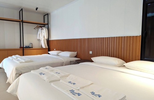 Koh Rong Sanloem Hotel | The Wave