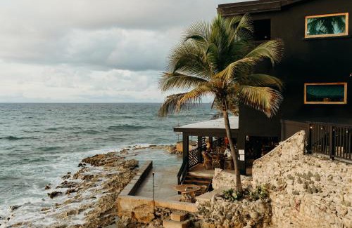 Cane Bay Hotel | The Waves at Cane Bay