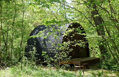 Mollans-sur-Ouveze Cottage | The wealth of nature in the heart of a village