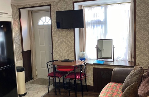 Crieff Apartment | The Wee Nook Crieff - 1-bed with garden :)