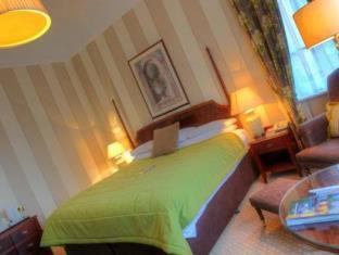 Stratford-upon-Avon Hotel | The Welcombe Golf & Spa Hotel