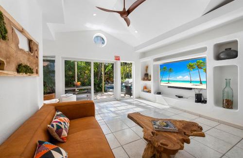 South Lake House | The Wellness Retreat- Amazing Amenities Near Beach