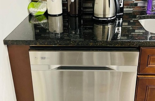 Cleveland Apartment | The West Blvd 2bedroom Apartment