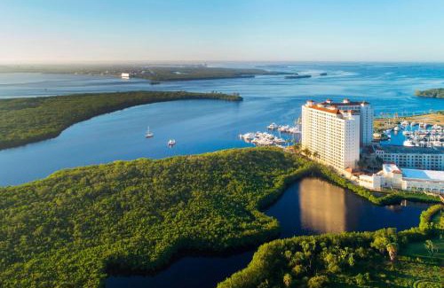 Pelican Resort | The Westin Cape Coral Resort at Marina Village