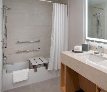 Texas Medical Center Hotel | The Westin Houston Medical Center - Museum District