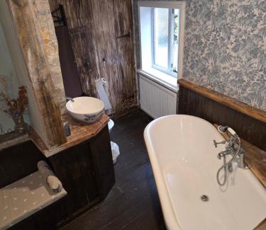 Tetford Hotel | The White Hart Inn