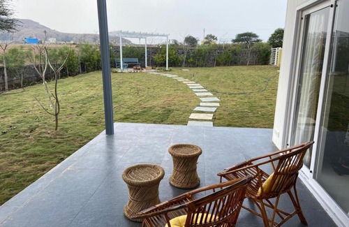 Jadhavwadi Villa | The White Haven - A countryside hideaway near Pune