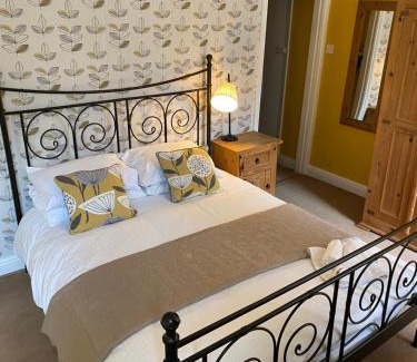Hepworth Hotel | The White Horse Inn