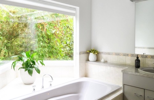 Bellarine House | The White Shack- Views over the Bellarine Peninsula