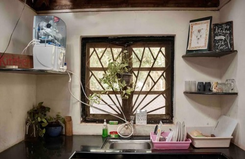 Anjuna Cottage | The Wild Flower - Aesthetic Portuguese Cottage