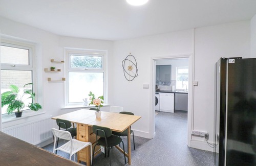 Bexhill-on-Sea Cottage | THE WILTONS, family friendly, with a garden in Bexhill-On-Sea