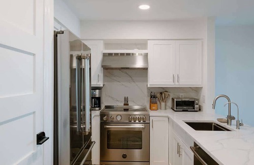 South End House | The Windseeker - An Oceanfront Retreat