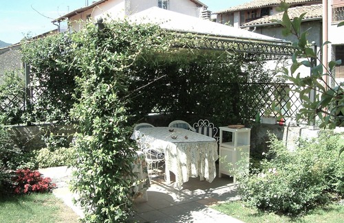 Solto Collina House | The wing of an old convent from the 1500s above Lake Iseo