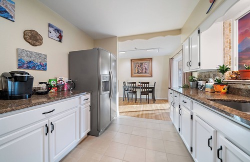 Mar Lee House | The Wolff St. Den: 3bed 1 bath home in quiet neighborhood.