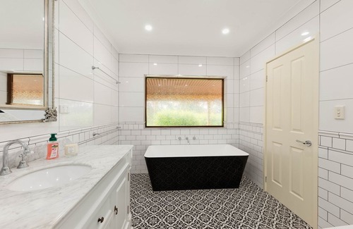 Durren Durren Other | The Wonder Farm. An exquisite rural country retreat