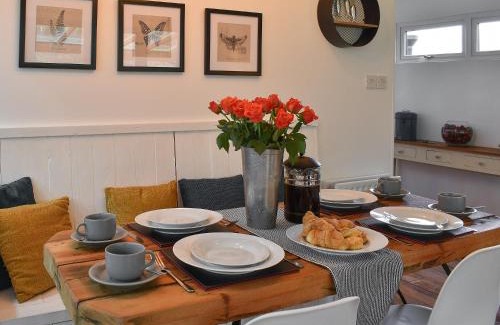 Buckfastleigh House | The Wood House
