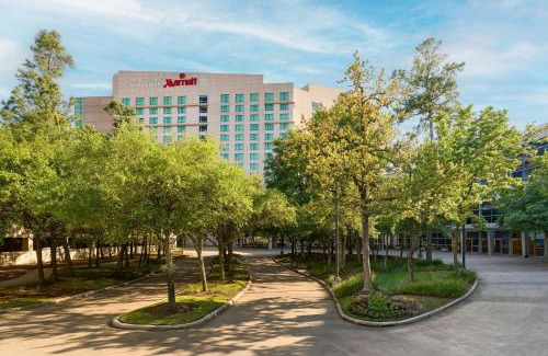The Woodlands Hotel | The Woodlands Waterway Marriott Hotel and Convention Center