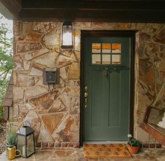 Hot Springs House | The Woodlawn Tudor