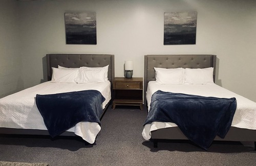 Wellston Apartment | The Woods Bed & Breakfast Suite, Theater, Event Center, and many more amenities!