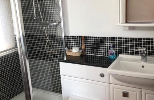 Lydney Bed & Breakfast | The Woolaston Inn