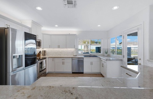 Ahwatukee Foothills House | The Wren 3 BD luxury retreat w. free heated pool
