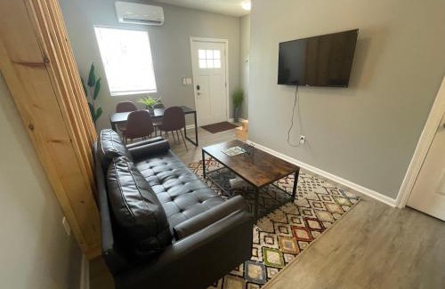 West Columbus Apartment | The Yale Townhouse- 2 BR