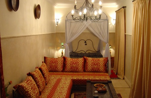 Mellah House | The Yamsara riad is a guest house in the heart of the Medina