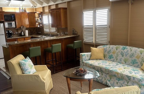 Gingerland Cabin | The Yellow Retreat, - Cabin Vacation Rental