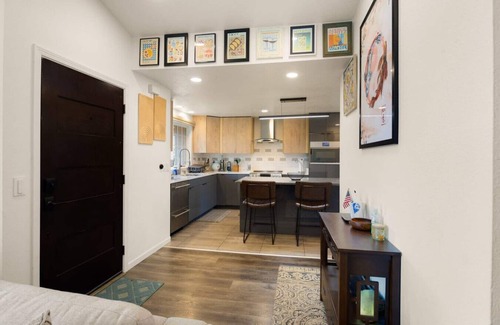 Harlow House | The Zen Den Eugene: Close to UO campus/Autzen stadium