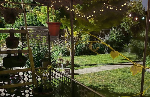 Grbavica Apartment | TheCozyHouse-Pet Friendly, Cottage garden, Great location