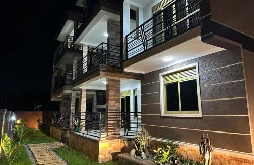 Kampala Apartment | THEe PENTHOUSE 2