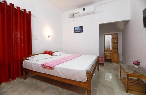 Elappara House | THEKKADY HOMES