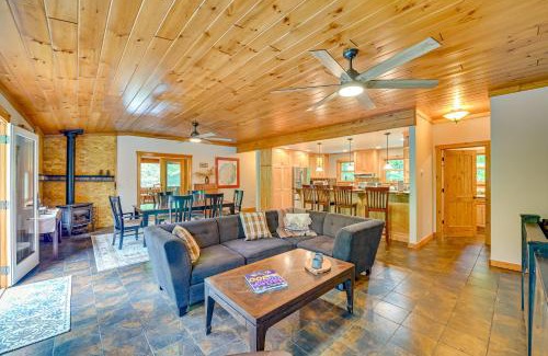 Old Forge House | Thendara Cabin on Moose River with Game Room!