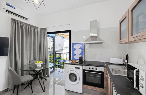 Old Town Other | Theon Urban Suites - Studio