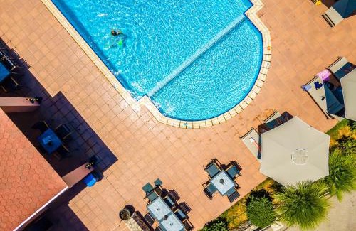 Makrys Tichos Apartment | Theos Holidays Apartments