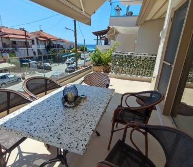 Nikita Apartment | Theros Summer Suite 2