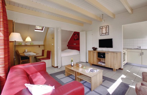 Municipality of Dalfsen House | These cozy 4-person cottages with box bed are popular with families with children.