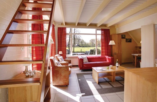 Municipality of Dalfsen House | These cozy 4-person cottages with box bed are popular with families with children.
