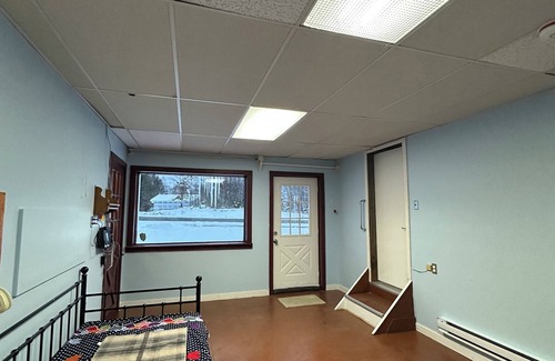 Algoma District House | Thessalon Farm house nn4 bedroom house with WiFi AC infinity opportunity