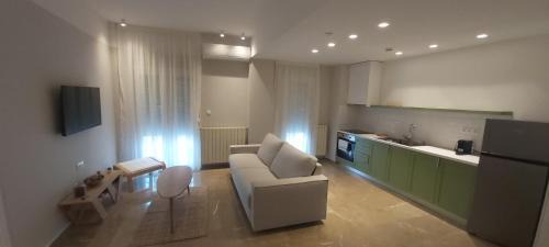 Polichni Apartment | Theta Θ2 Luxury Apartment's