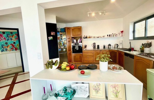 Sao Goncalo House | THEVIEW- 3-bedroom Villa in Funchal São Gonçalo
