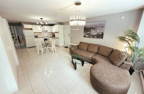 Newton House | Thien May Guest House. Up to 6 guests
