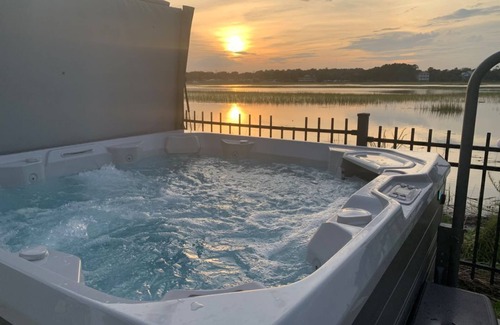Garden City House | Third Row duplex with Private Pool and Hot Tub in Garden City Beach